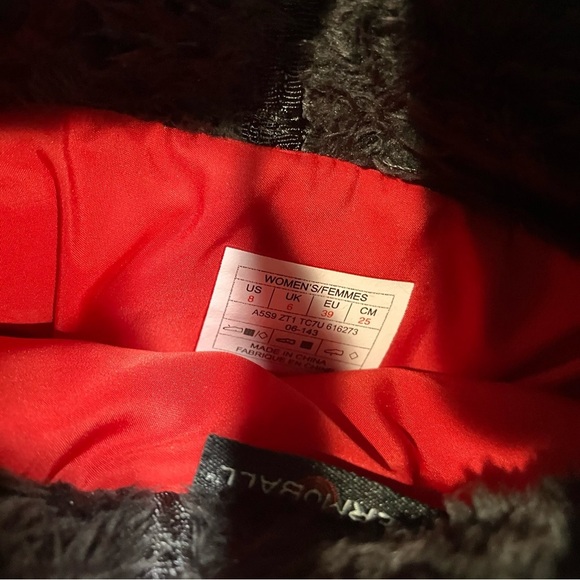 The North Face Amore ll puffer pull on boots black size 8 - Picture 6 of 7